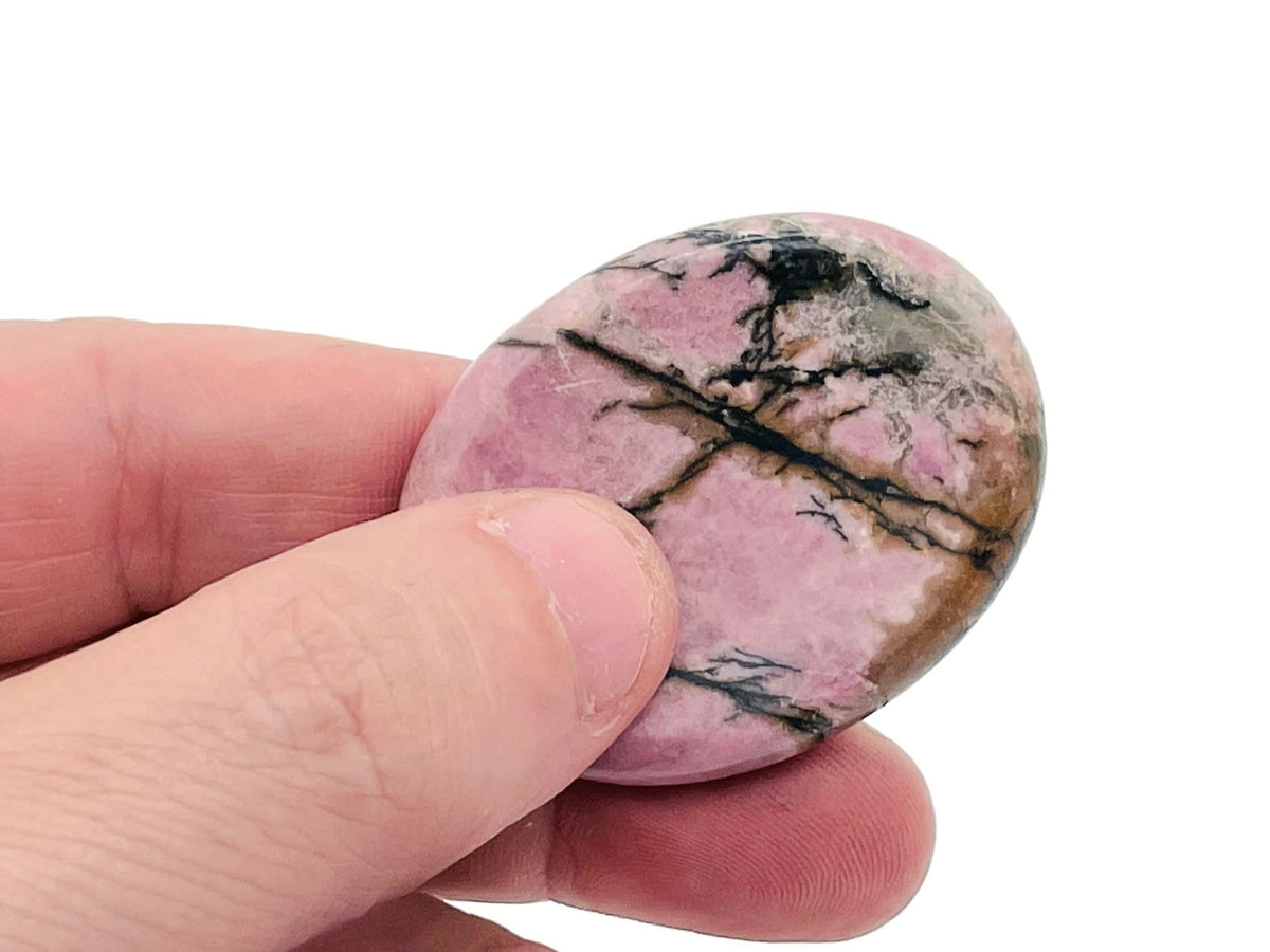 Crystal worry stone from GemstoneGO, smooth 45x35mm stress relief crystal for soothing stress and anxiety.