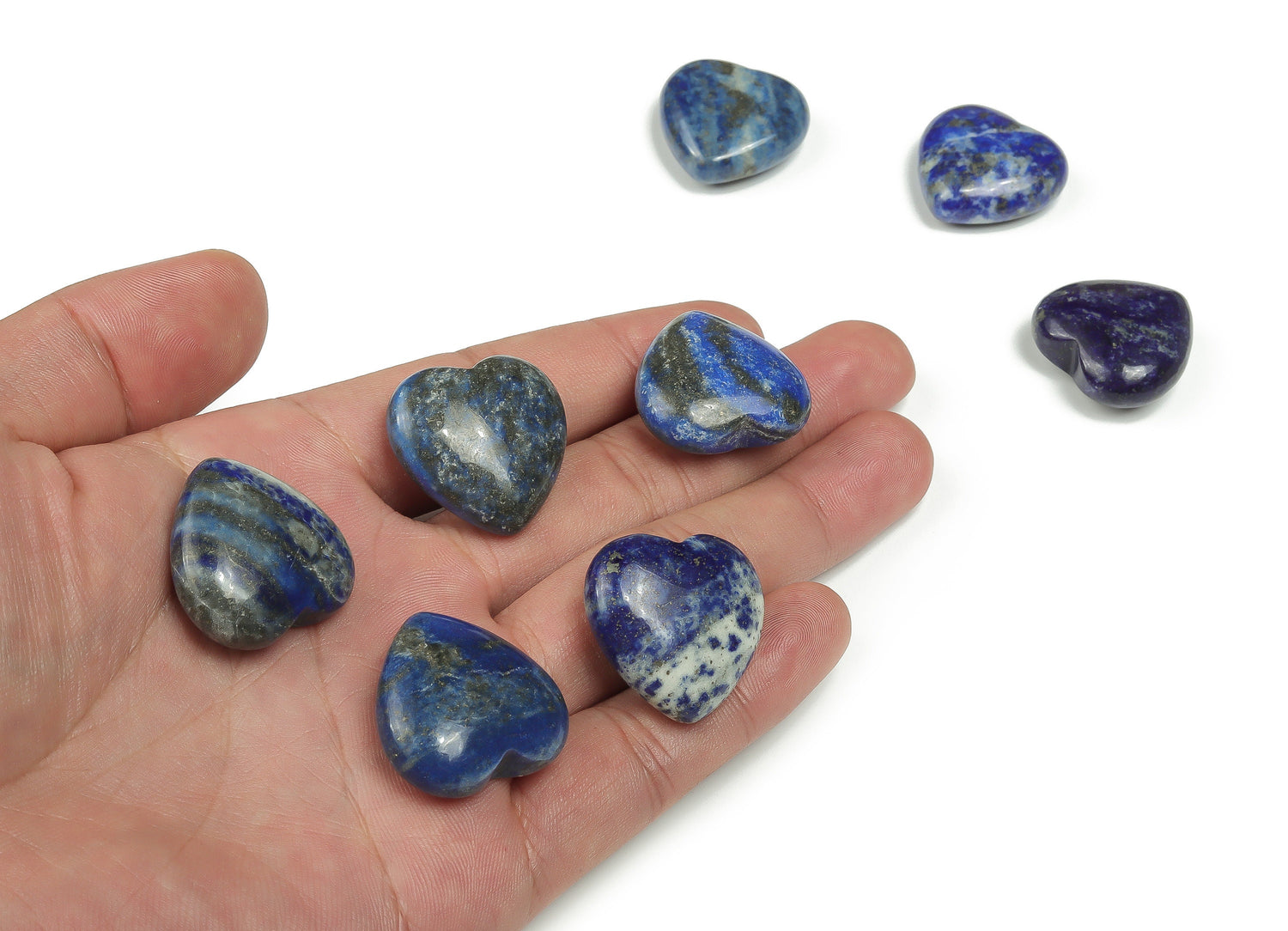 Pierre précieuse en lapis-lazuli en forme de cœur - Pierres de guérison - Cœur sculpté - Pierres naturelles - 2,5 cm - HE1132