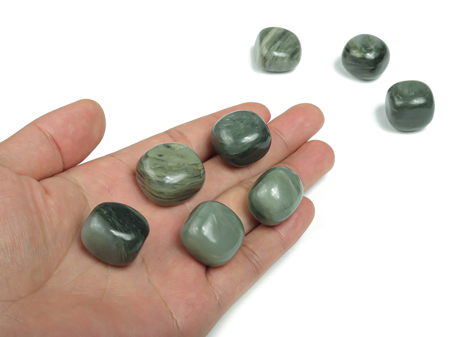 Pierre roulée en quartz rutile vert - TU1102