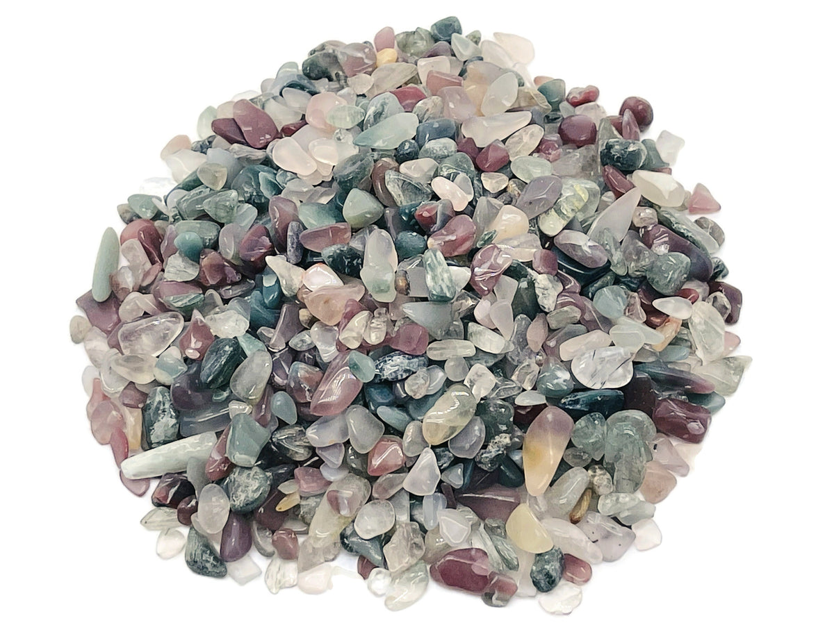 Indian Agate crystal chips in semi-tumbled 5-7mm size, natural gemstone bulk stones from GemstoneGO.