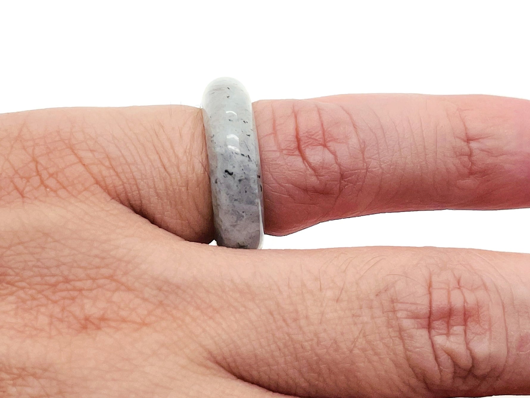 Labradorite crystal ring from GemstoneGO featuring a large, polished labradorite gemstone set in a silver band.