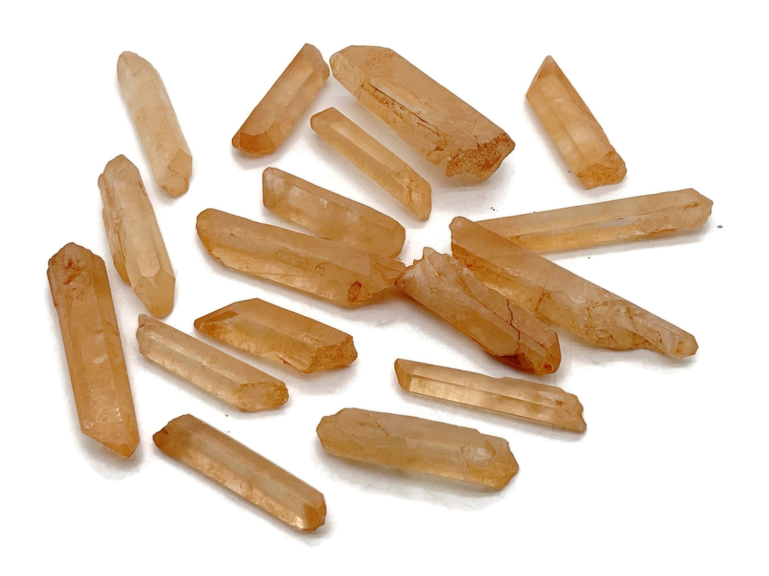 Pointe de quartz rouge - Pierre de quartz rouge pointue - Pierre précieuse de quartz rouge - Pierre précieuse non montée - RA1147