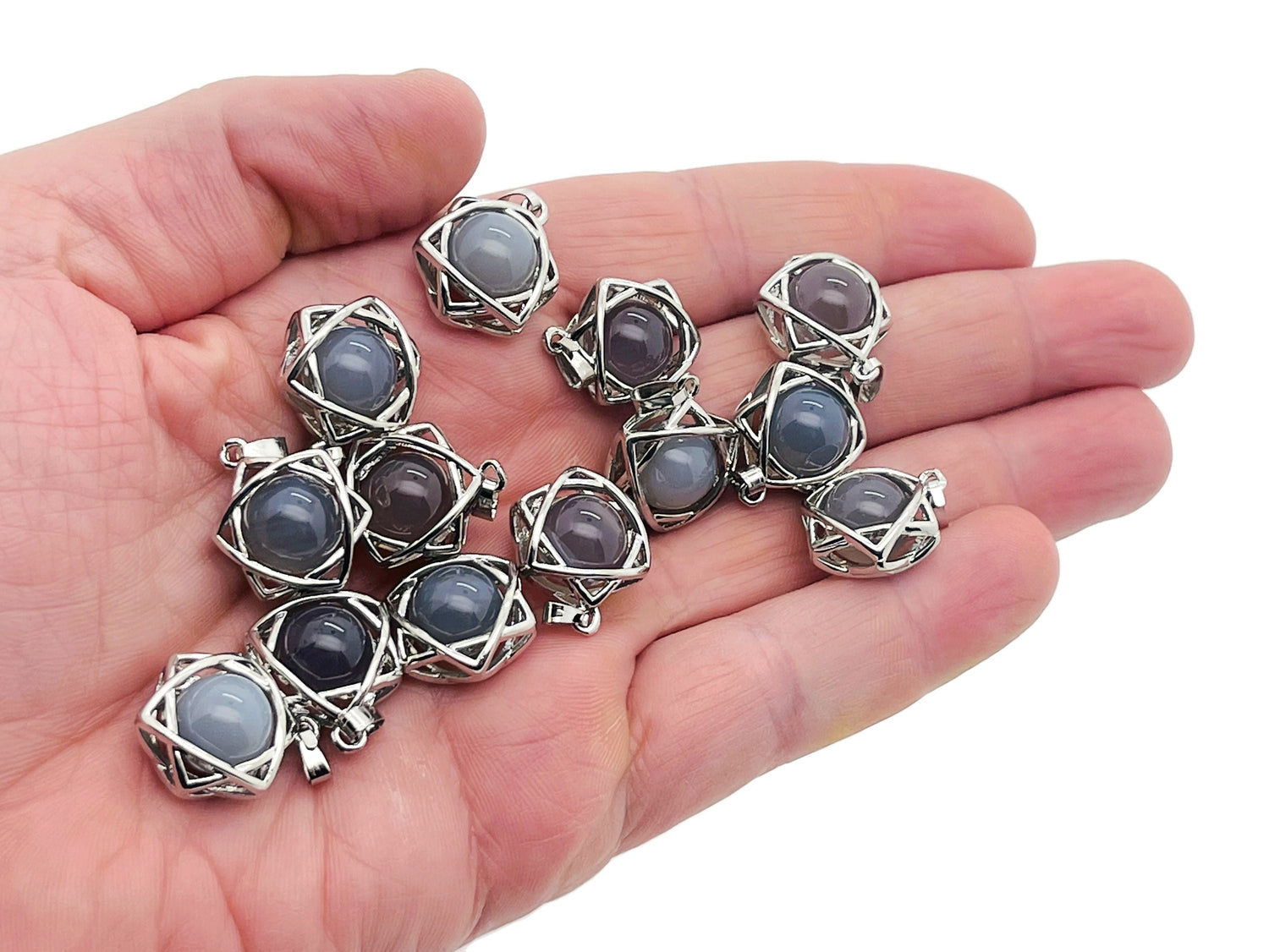 Grey Agate Crystal Pendant - Jewelry - NC1197