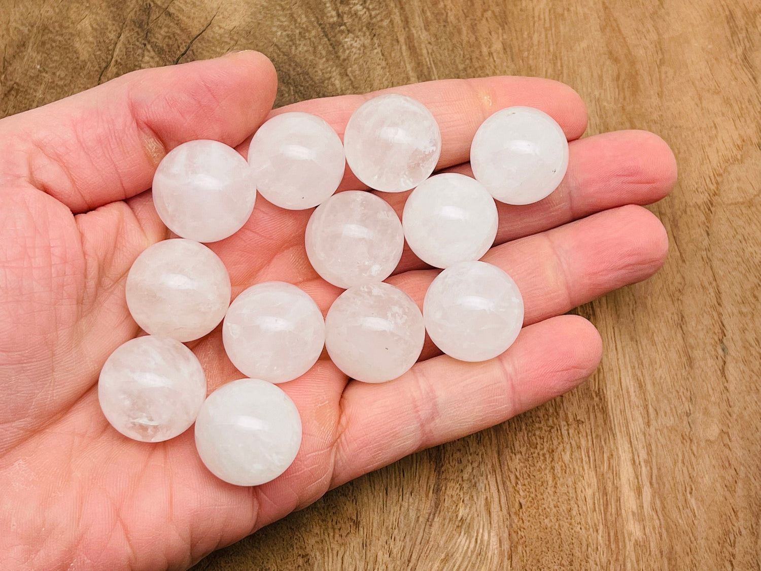 Clear Quartz Sphere Gemstone - Crystal Ball - 20mm - SP1007