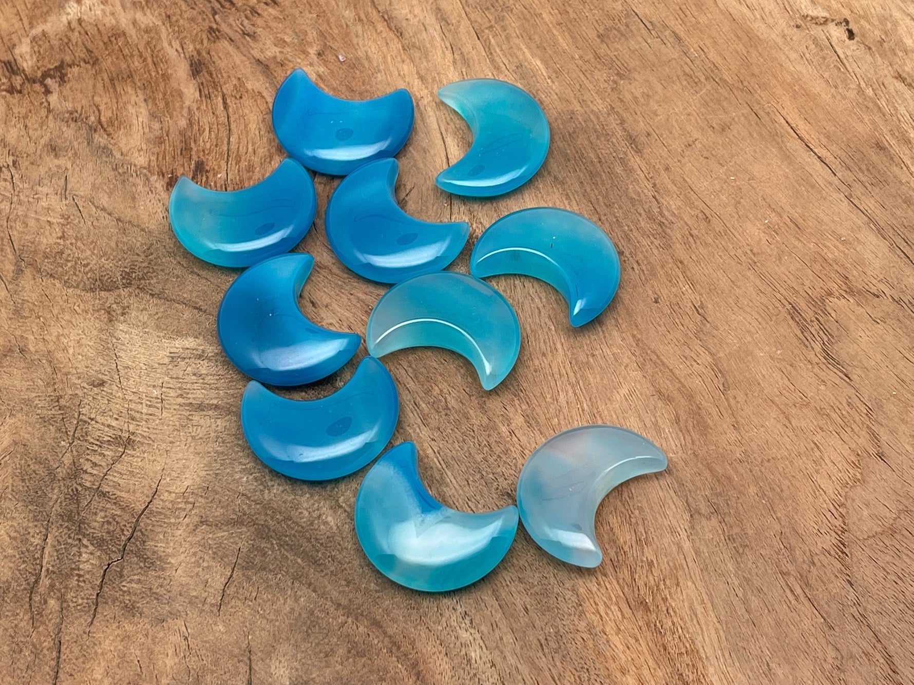 Blue Agate gemstone moon pendant, 30mm, with natural blue and white swirls, from GemstoneGO.