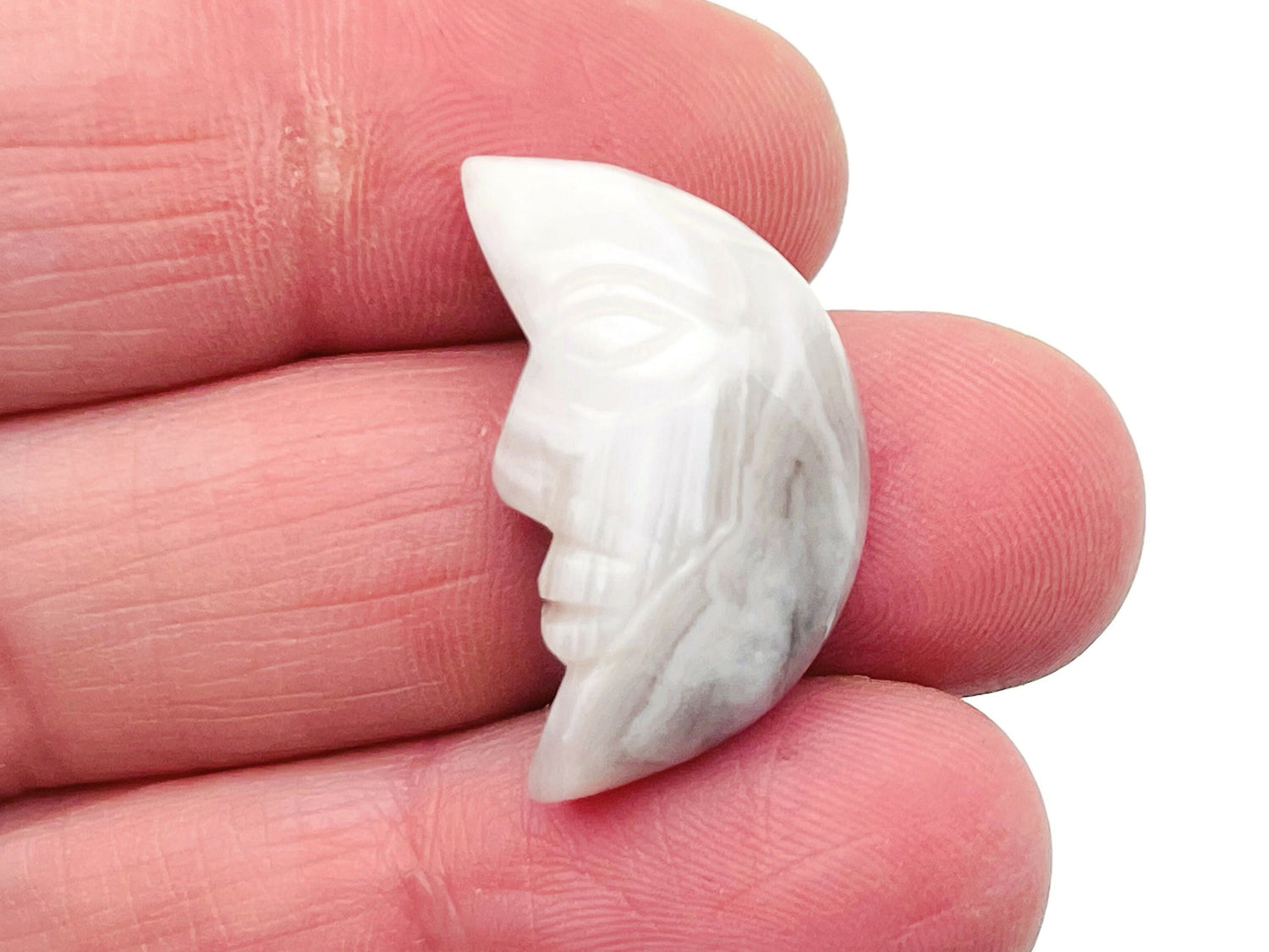 White Agate Crystal Moon Face - Smile Moon - 25mm - MS1013