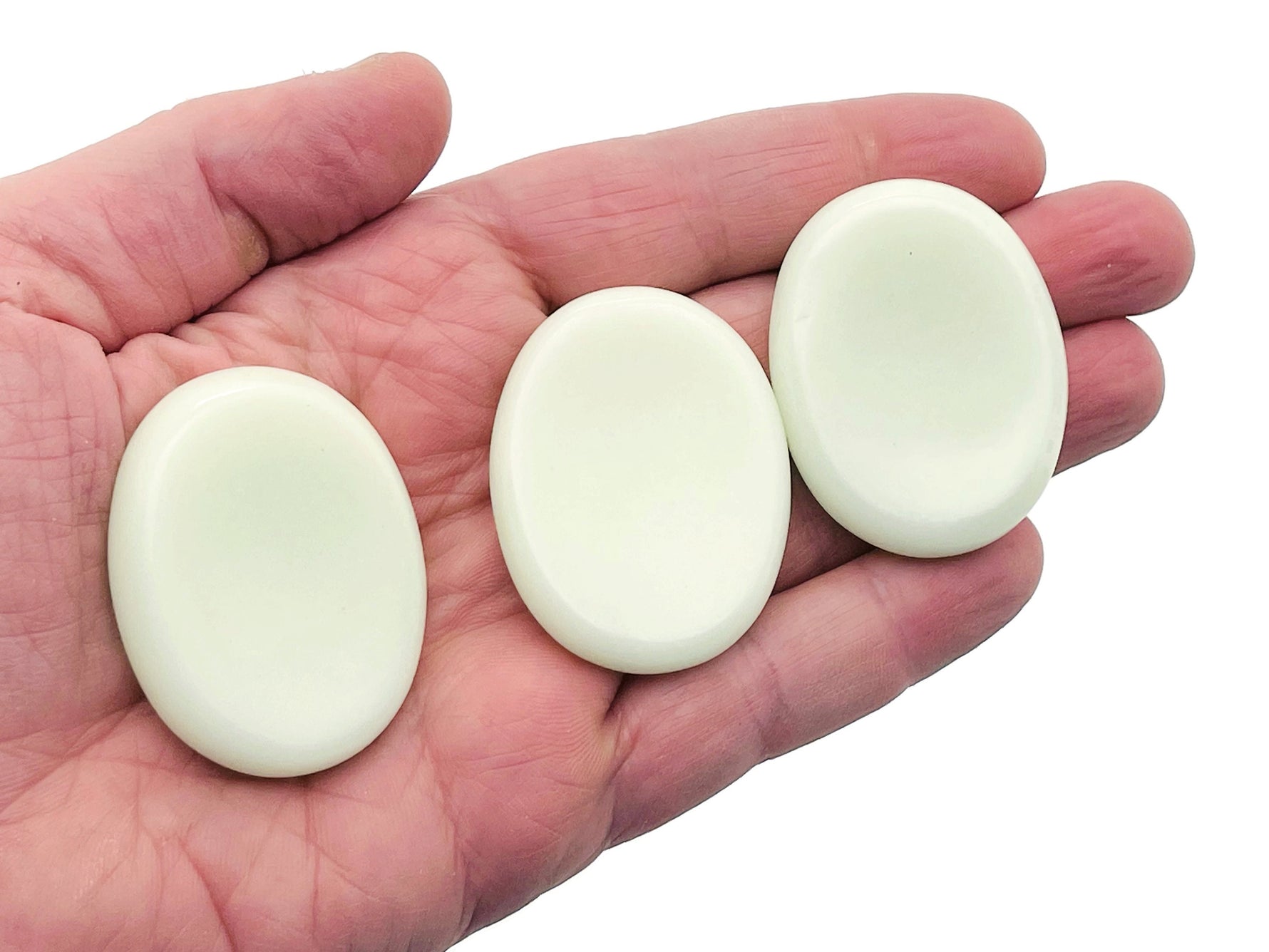 Luminous gemstone worry stone from GemstoneGO, 4.5x3.5cm, featuring a soothing crystal design and soft glow effect.