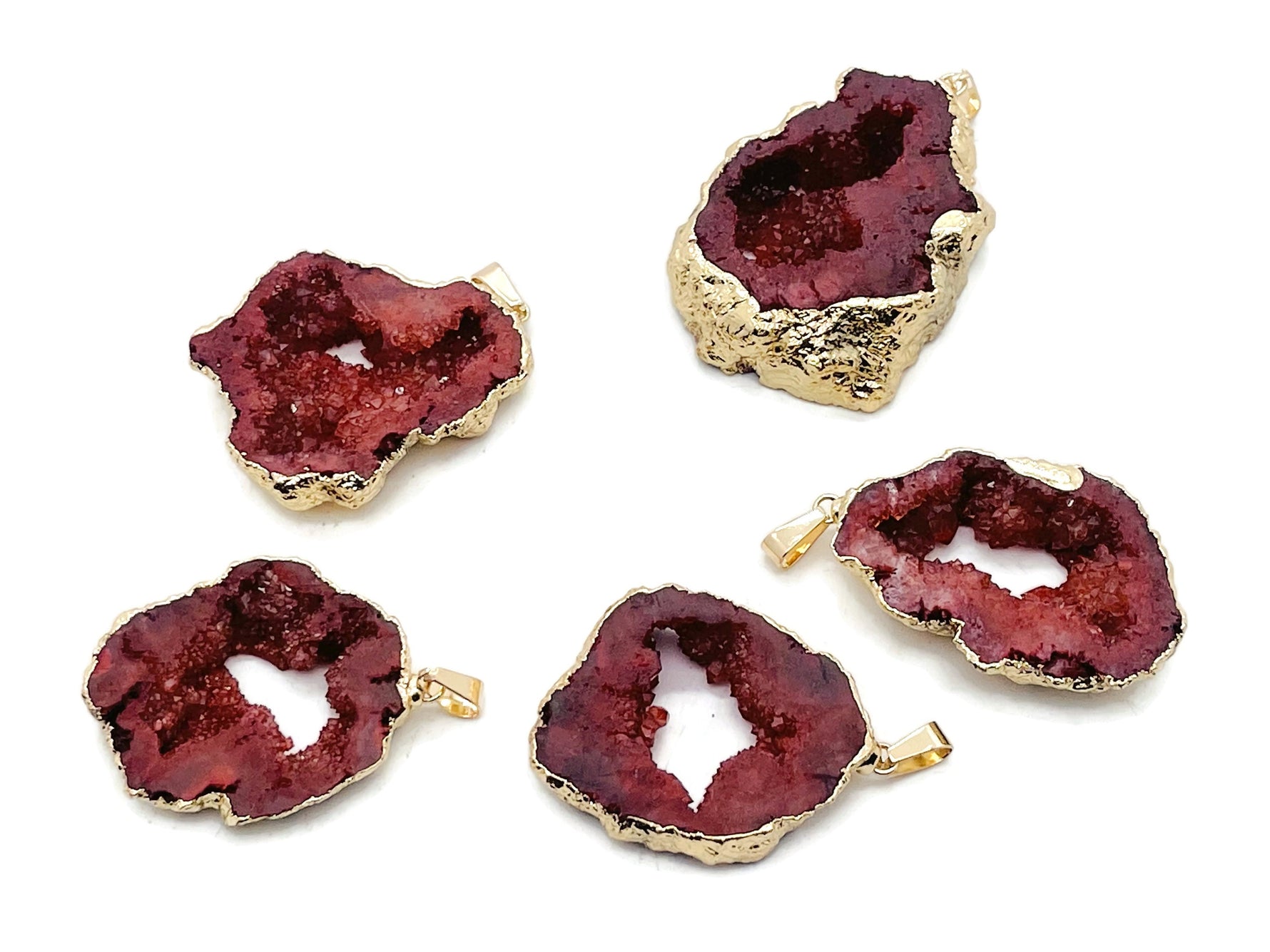 Red agate geode druzy slice pendant with crystal accents, gemstoneGO's Oco agate geode pendant jewelry piece.