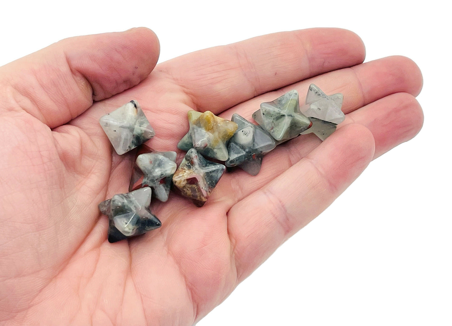 13mm African Bloodstone Merkaba Star crystal from GemstoneGO, used for Reiki healing and energy balancing.