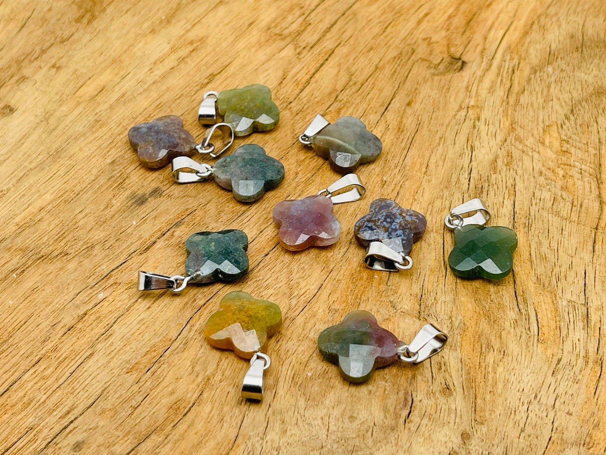 Moss Agate four-leaf clover crystal pendant for DIY jewelry making, showcasing a detailed natural gemstone charm.