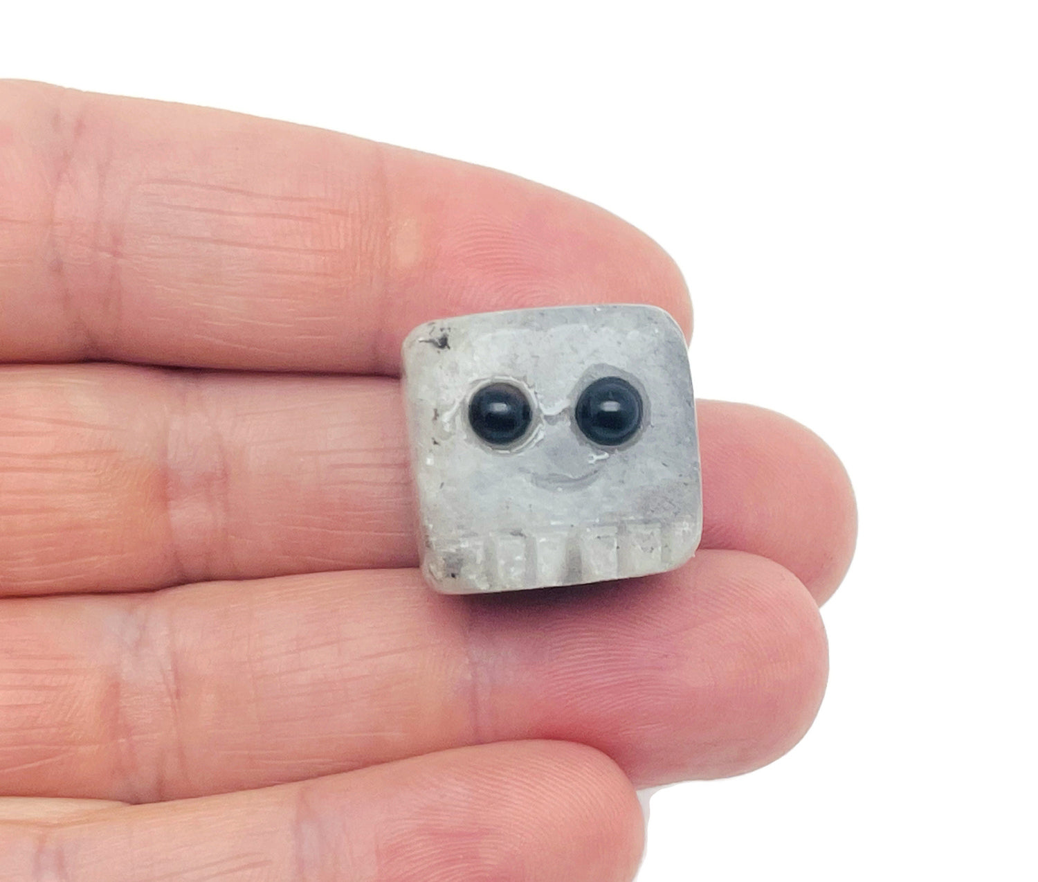 Labradorite Handmade Carving Skull Gemstone - Crystal Gift for Kids - DS1008