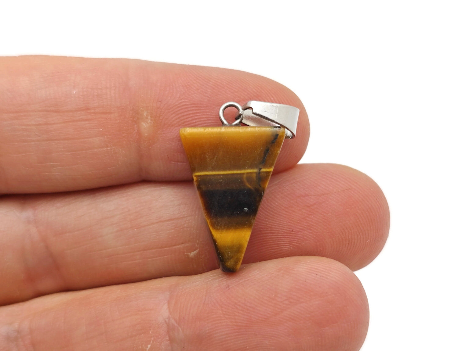 Pendentifs triangulaires en œil de tigre - Collier triangulaire en pierre précieuse - Création de bijoux pendentifs - Vente en gros - NC1616