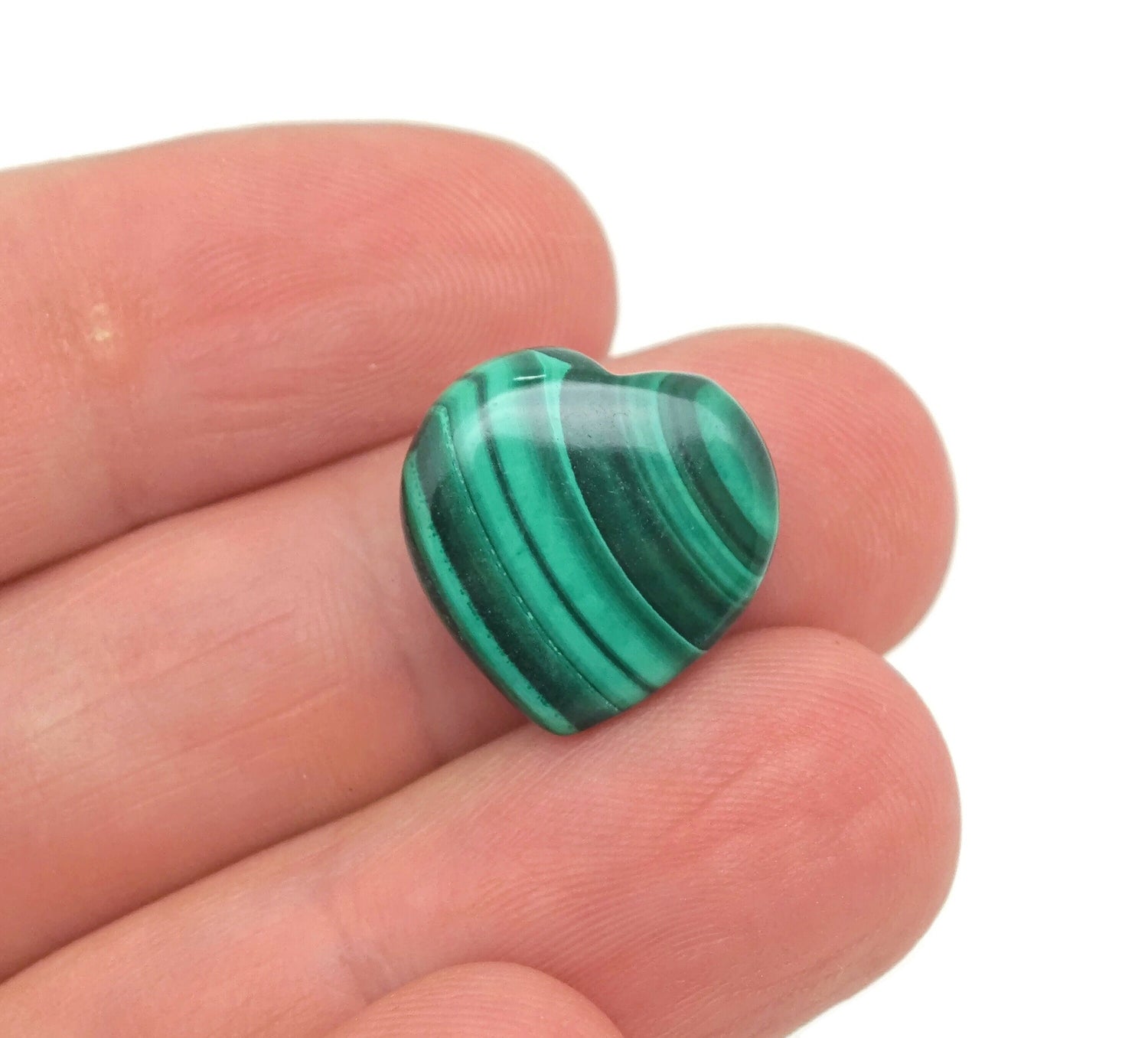 Gema de malaquita en forma de corazón - 16mm - HE1282