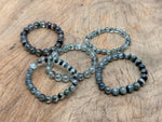 Lodolite Garden Quartz beaded crystal bracelet by GemstoneGO, stretchy design for men and women, ideal for crystal healing.