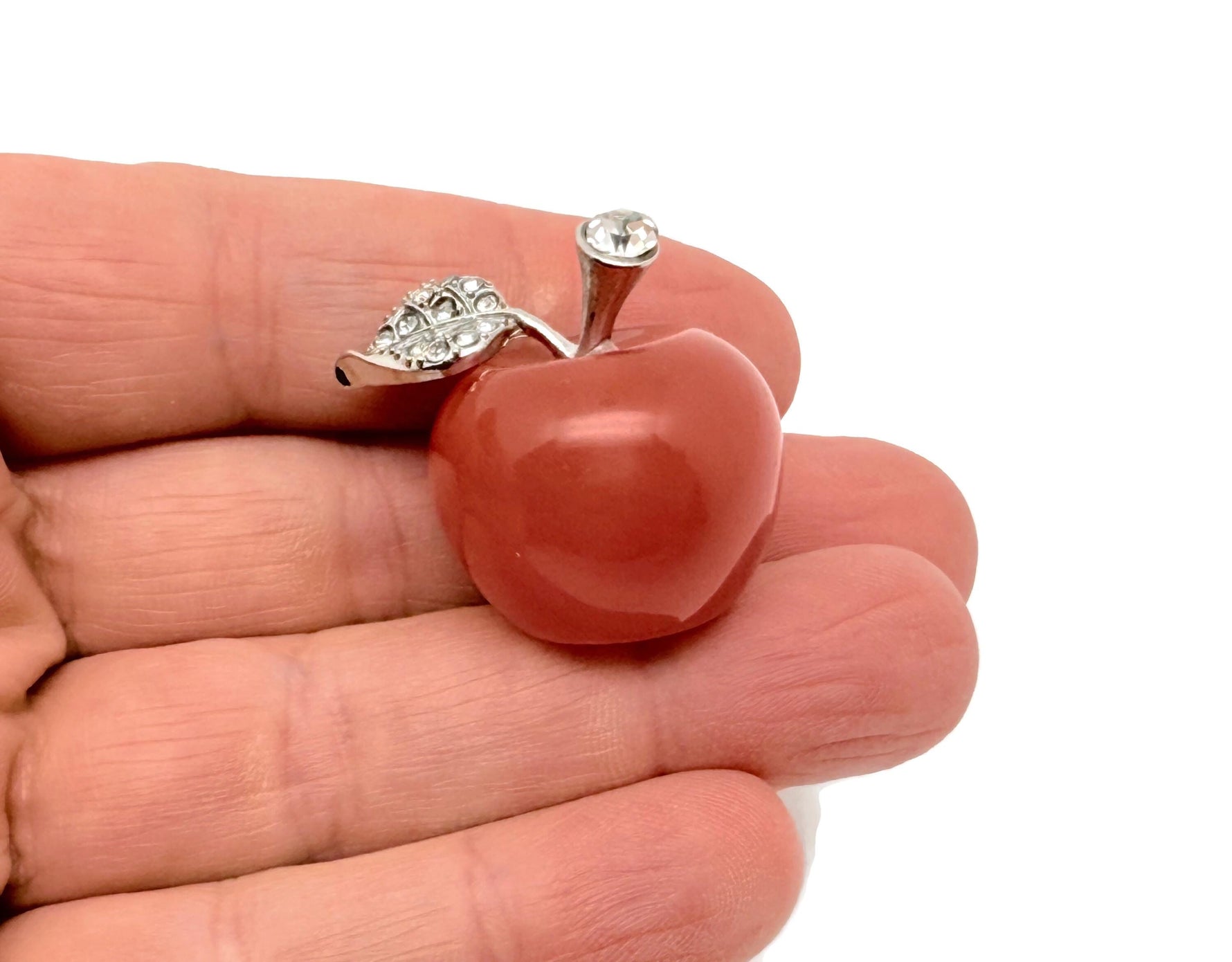 Hand-carved Apple Crystal gemstone from GemstoneGO, 25mm energy crystal for home decoration, with colorful mixed patterns.