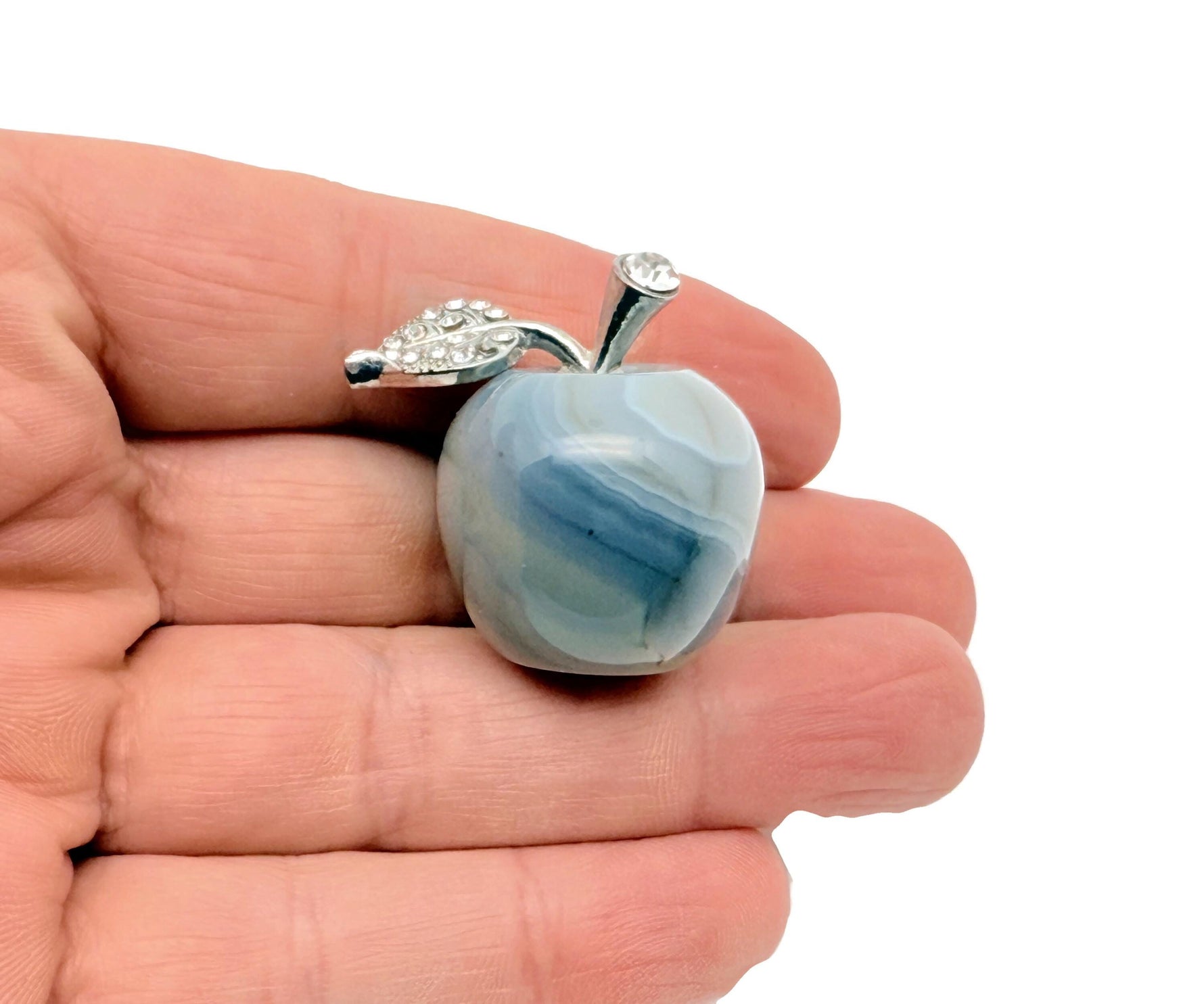 Hand-carved Apple-shaped crystal from GemstoneGO, 25mm energy gemstone for home decor and positive energy.