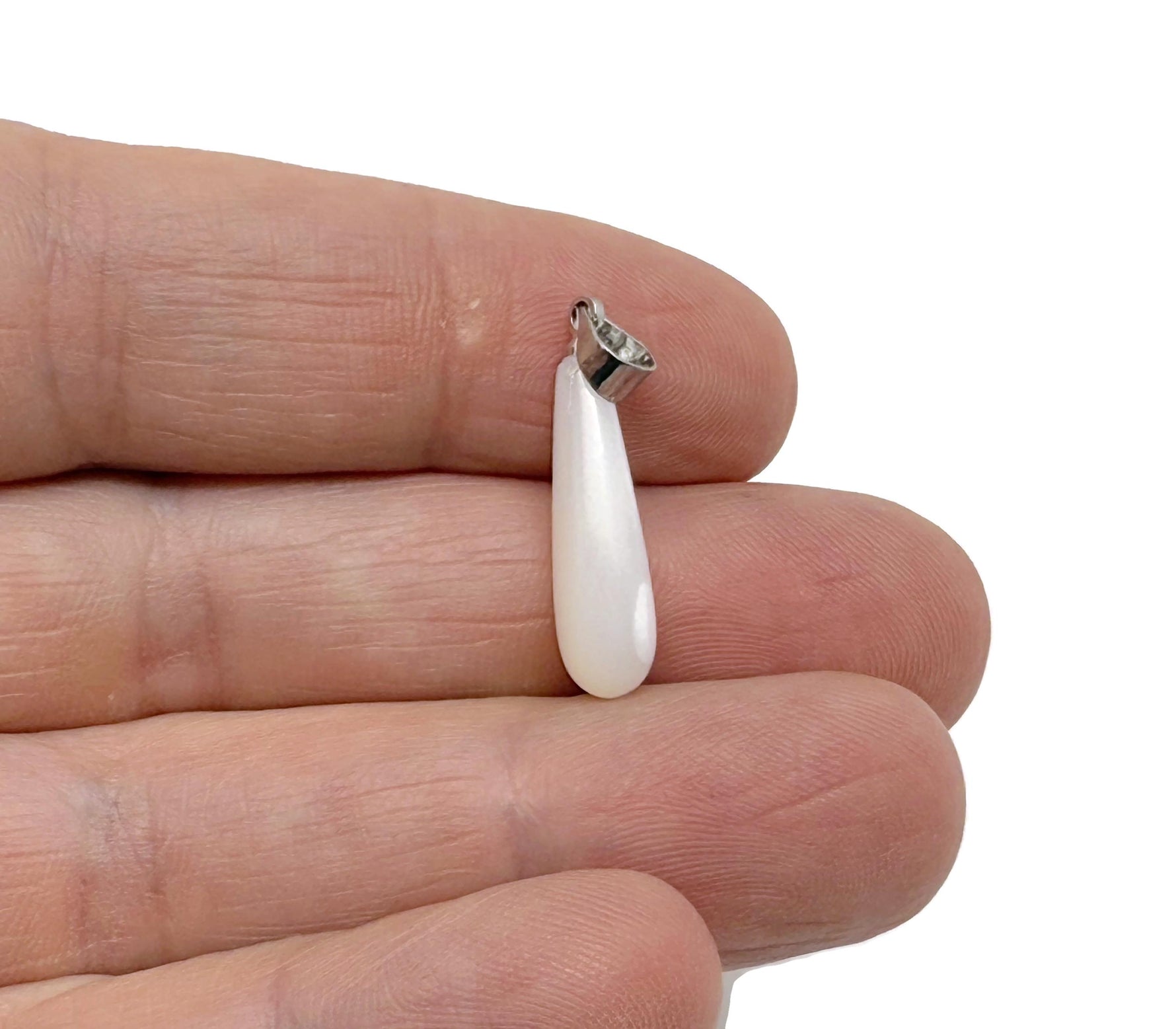 Natural pearl and sea shell gemstone pendant from GemstoneGO featuring a delicate, elegant pendant design.