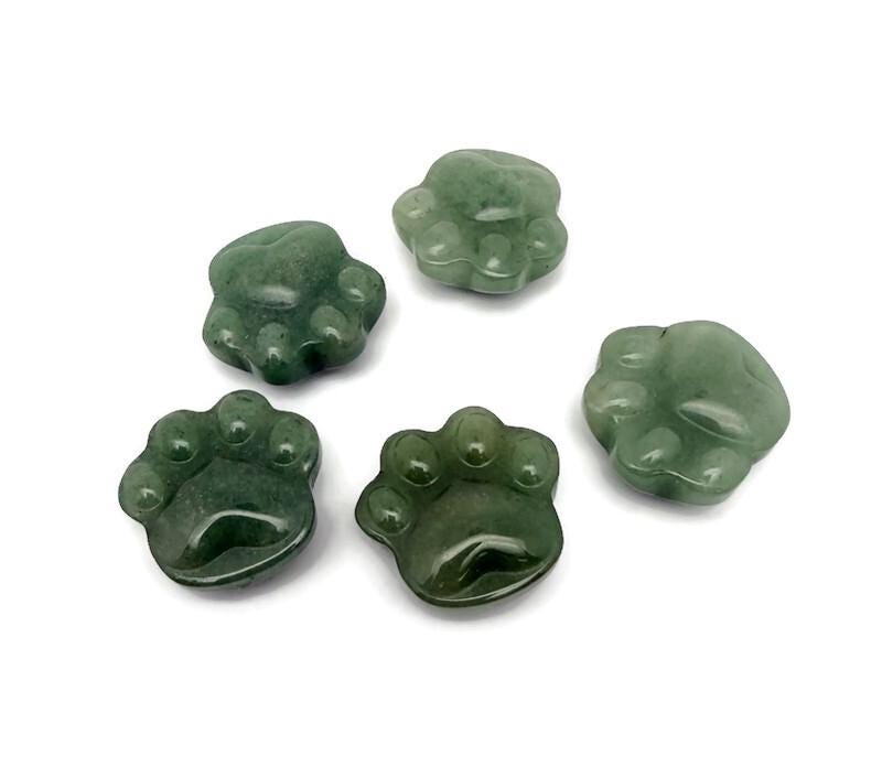 Aventurine bear paw crystal carving from GemstoneGO, 30mm, showcasing green aventurine with detailed paw shape and polished finish.